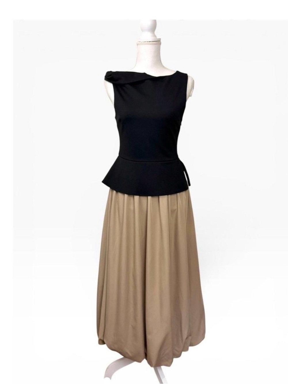 En Saison Black and Cream One-Shoulder Peplum Dress NWOT - Picture 2 of 5